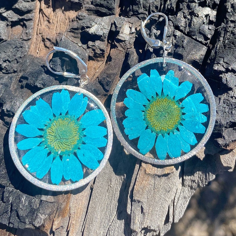 Blue Daisy Flower Earrings – BG 29