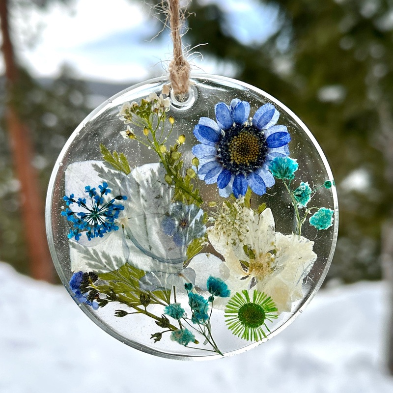 Blue Flower Garden Ornament – BG 141