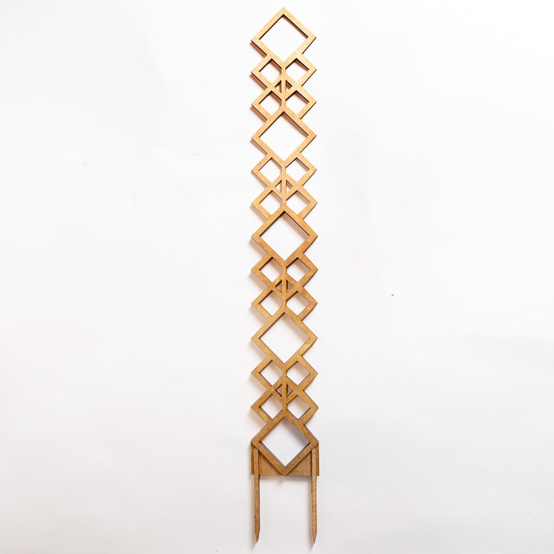 26 Walnut Diamond Deco Trellis