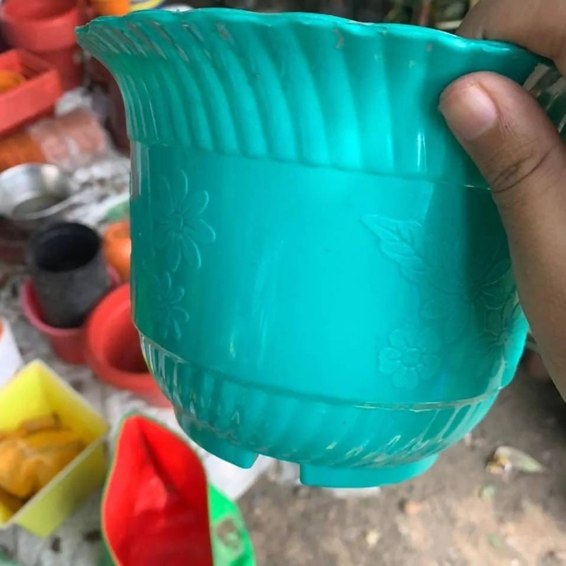 Plastic pot- 6inch