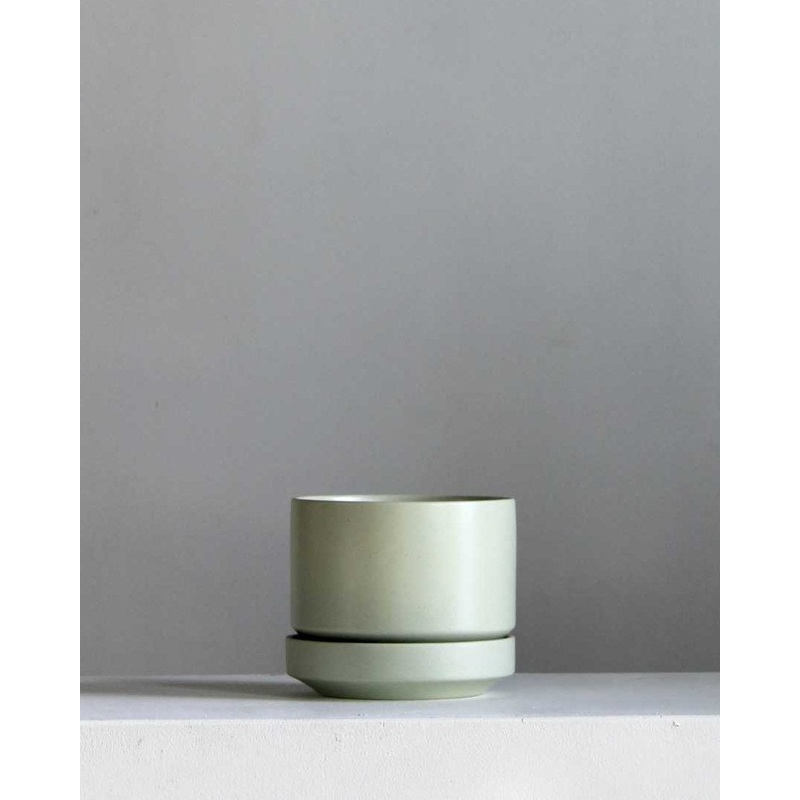 6 Inch REVIVAL CERAMICS ROUND TWO – SPECKLED MINT- Small