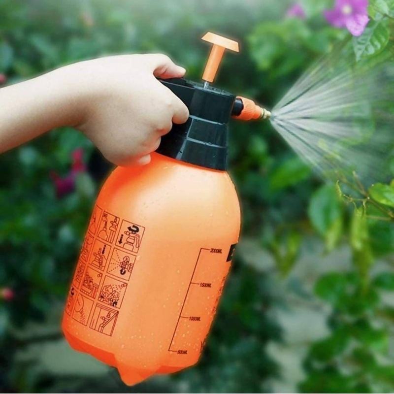 Spray bottle for garden