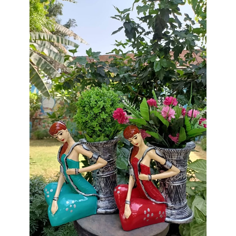 Basket Lady Set of 2