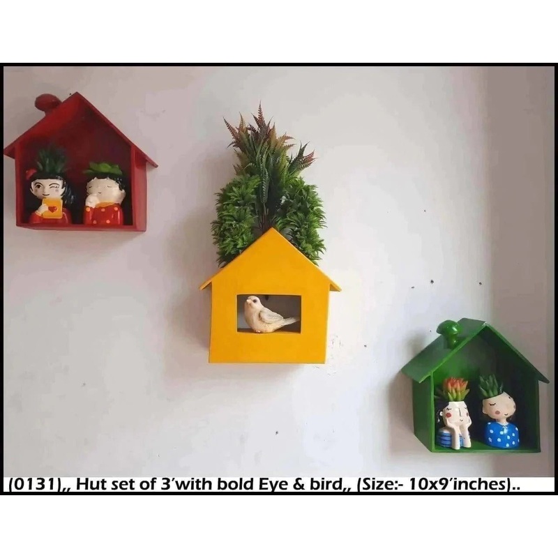 Hut Set of 3 with Bold Eye and Bird