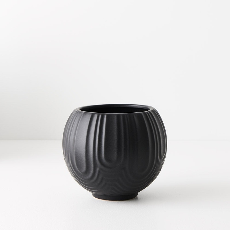 Laurela Pot Black 17.5cm