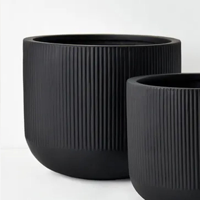 Linear Pot Black 46cm