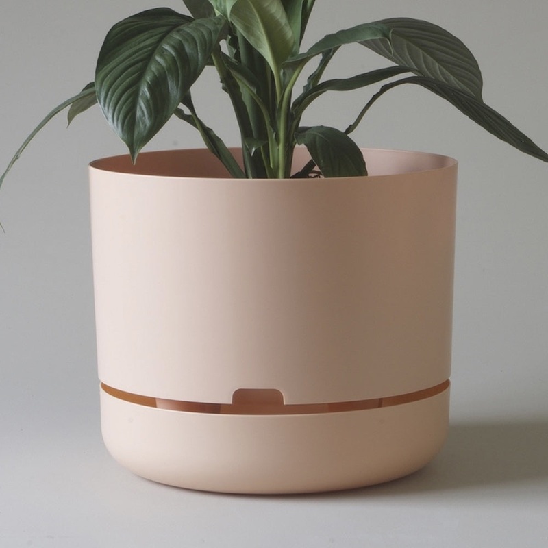 Mr Kitly Selfwatering Pot 37.5cm Pale Apricot