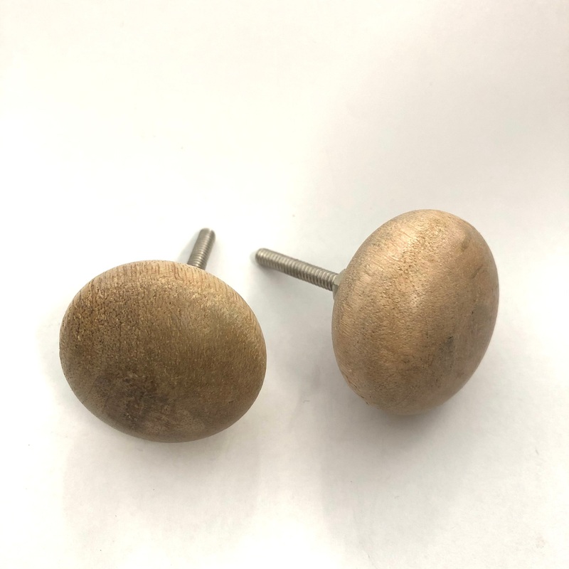 Round Wooden Knobs