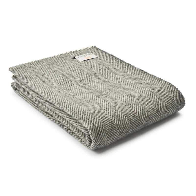 Wool Throw – Slate, Fishbone Style With Blanket Stitch