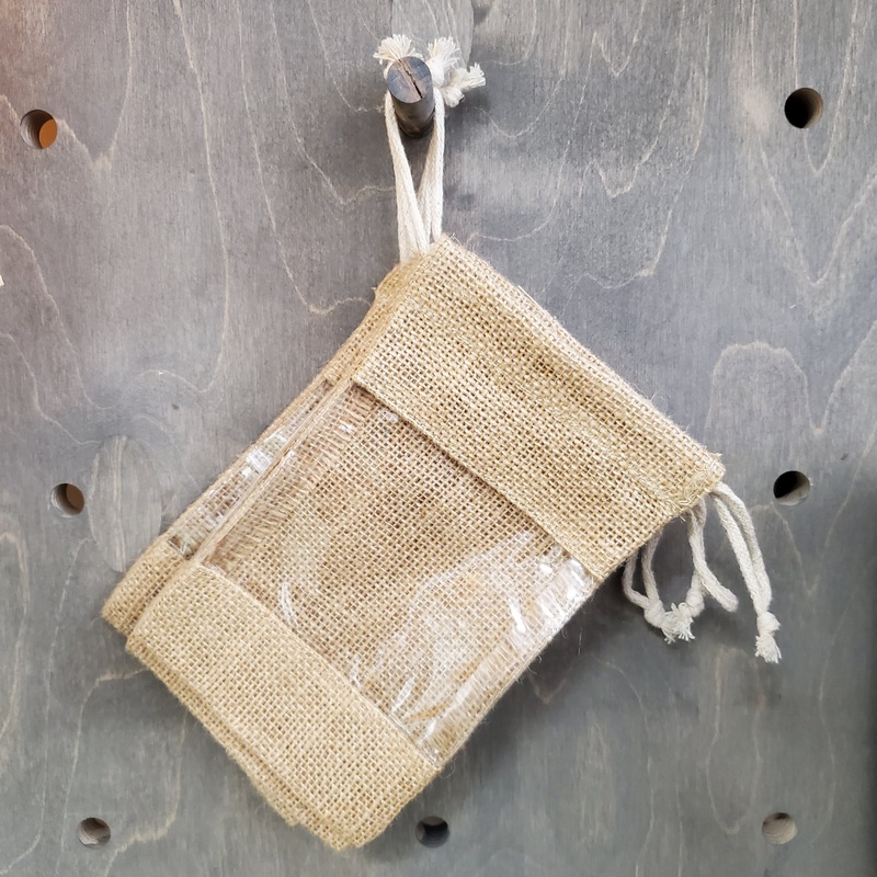 Jute toiletries bags