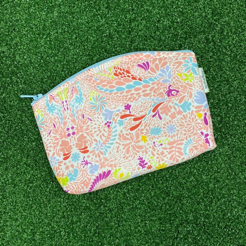 Mrtwbp Gardens by the Bay Brand Pattern Small Cosmetic Pouch (Coral)