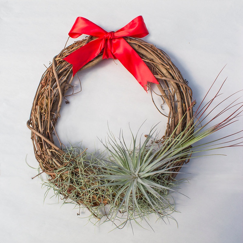 Finished 14 Holiday Wreaths|14″
