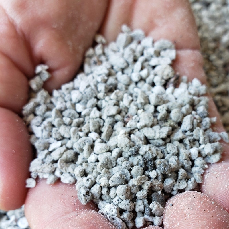 2 Quarts 1/8 Horticultural Pumice Seed Starter Cactus and Succulent Soil Amendment Top Dressing