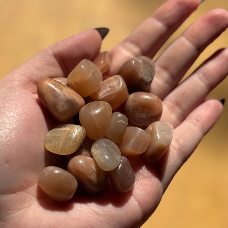 Peach Moonstone – Tumbled