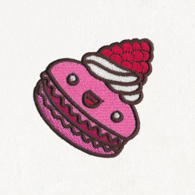 Kawaii Treats – Berry Macaroon