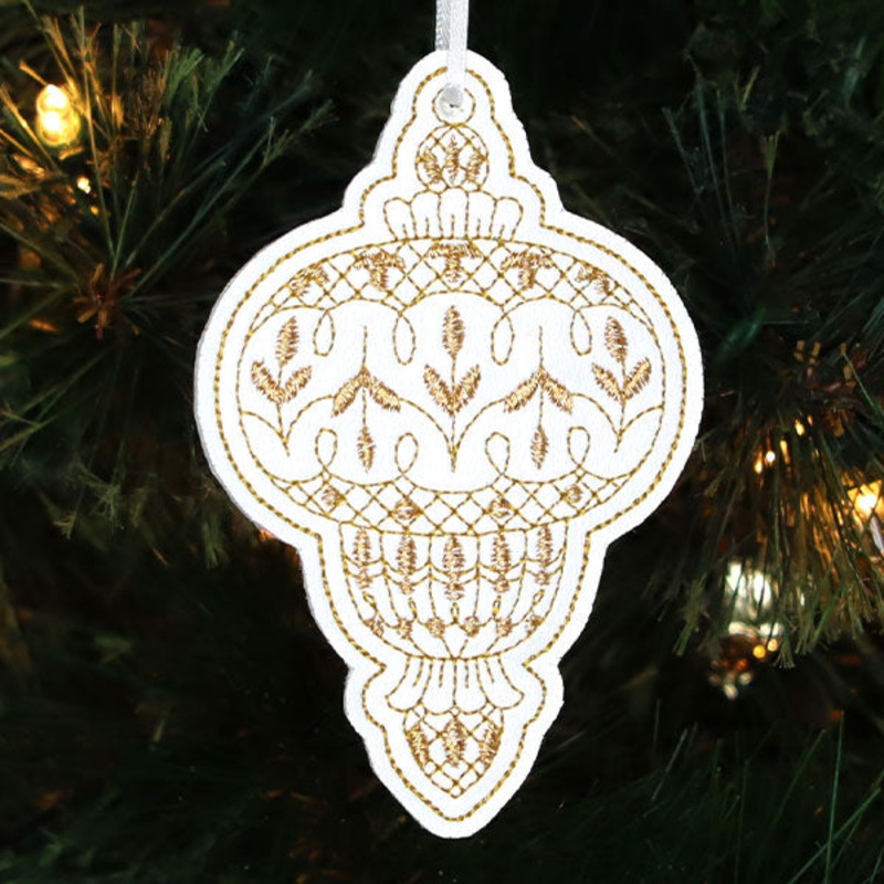 Glistening Ornament – Christmas Bauble (In-the-Hoop)