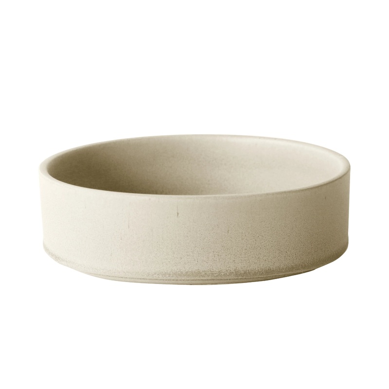 Round Bowl Platform Sand by Robert Gordon