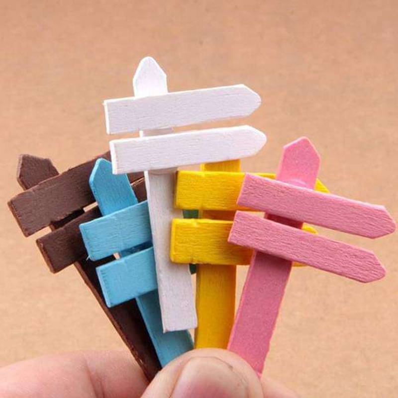 Customize Sign boards wooden miniature garden toys (Random Color) – 5 Pieces
