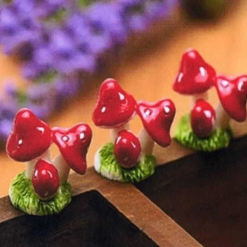 Tri mushrooms plastic miniature garden toys – 3 Pieces
