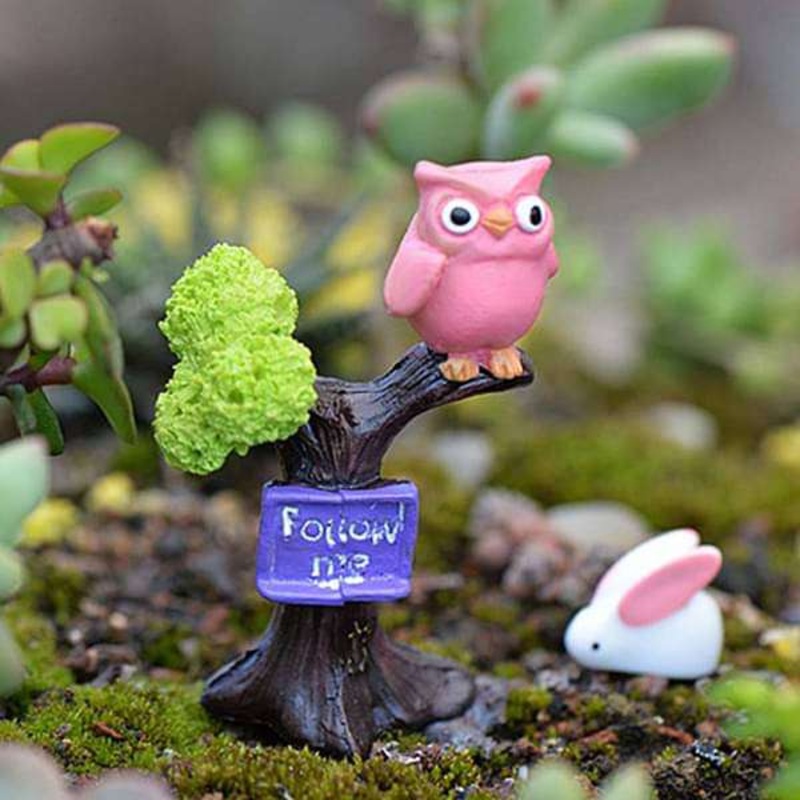 Owl on tree plastic miniature garden toy (Pink) – 1 Piece