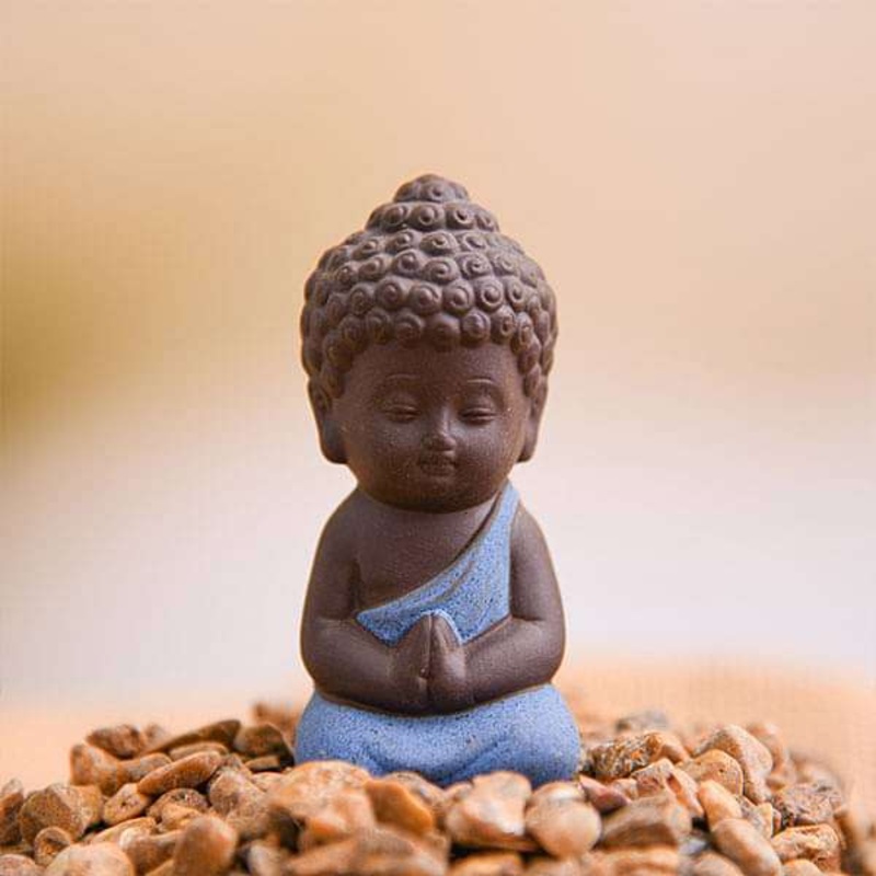 Praying buddha ceramic miniature garden toy (Blue, Matt Finish) – 1 Piece
