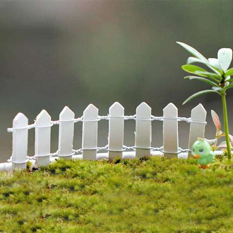 Wooden fence miniature garden toys (White) – 4 Pieces