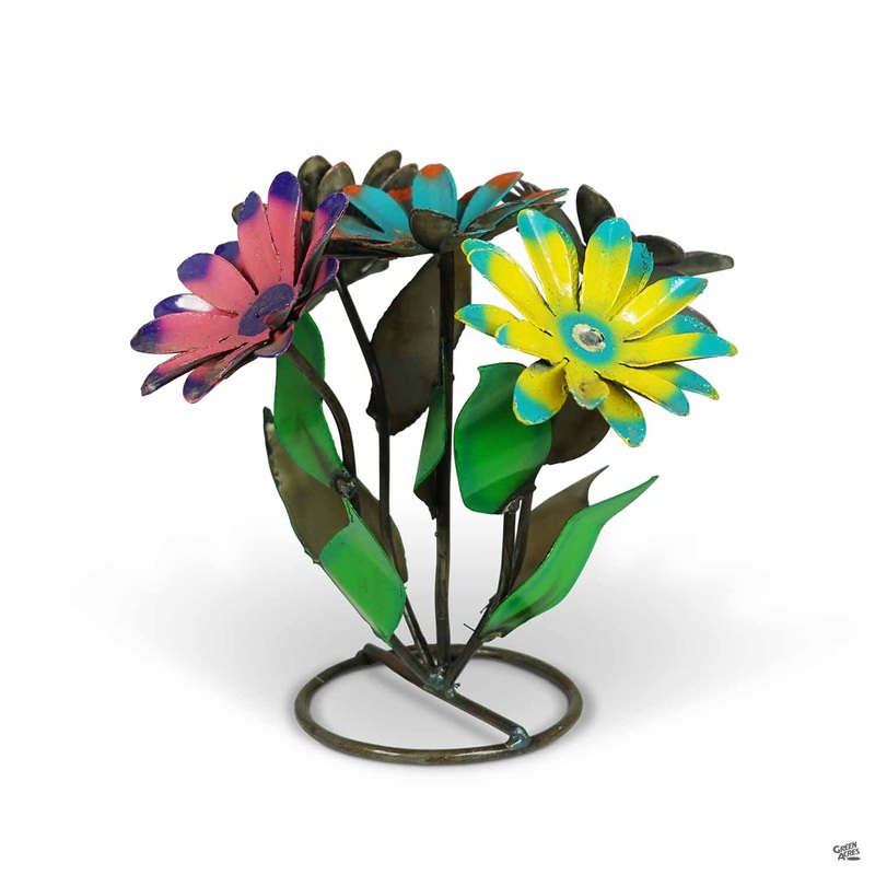 Small Flower Cluster Metal Yard Art