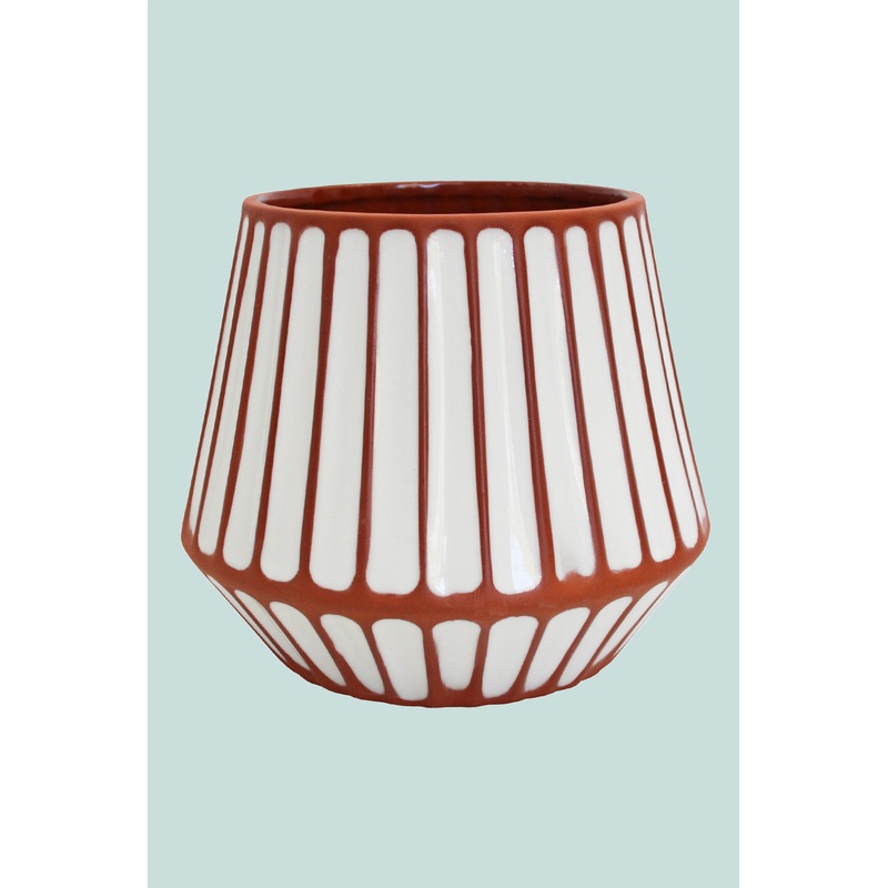 Roswell Terracotta Planter – Fits Medium Plants