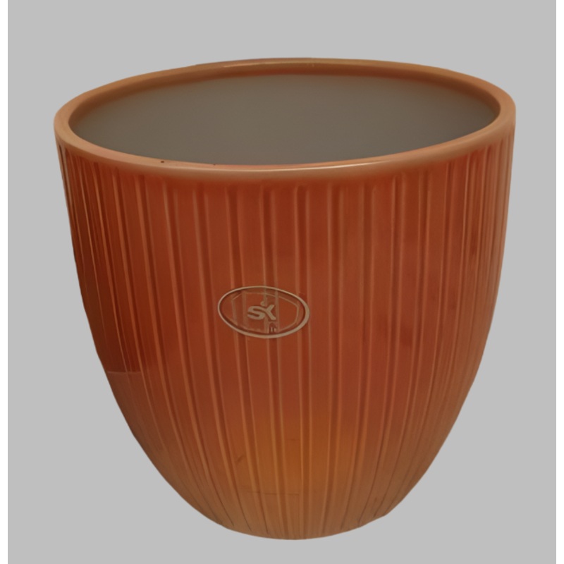 Orange pinstripe pot