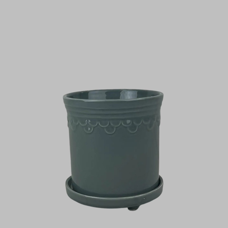 Grey Scallop Pot with Saucer|Small  14.5cm diameter  13cm height|Large  16.6cm diameter  15.2cm height