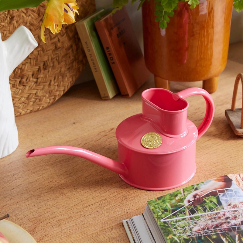 Haws Fazeley Flow Peppercorn Pink Watering Can – One Pint