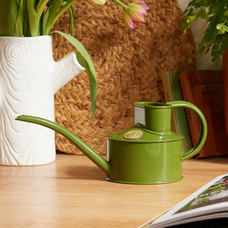 Haws Fazeley Flow Fern Green Watering Can – One Pint