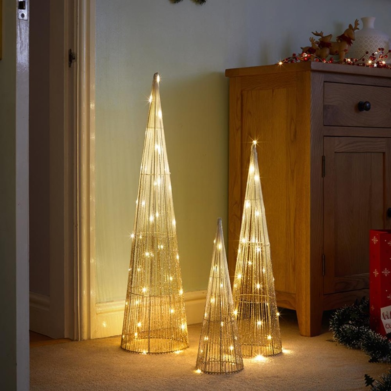 640 Led Treecone Trio Warm